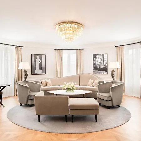 Отель Maria Cristina, A Luxury Collection Hotel,