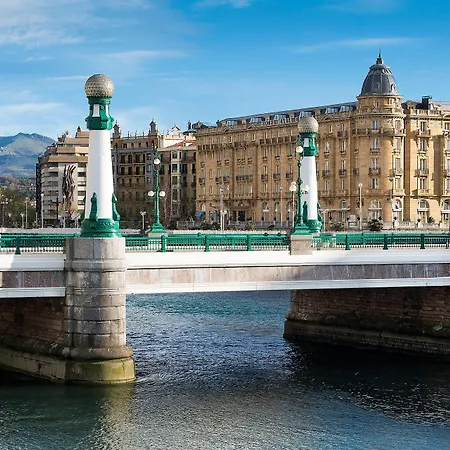 Отель Maria Cristina, A Luxury Collection Hotel, 5*