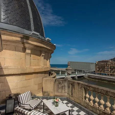 Отель Maria Cristina, A Luxury Collection Hotel, 5*