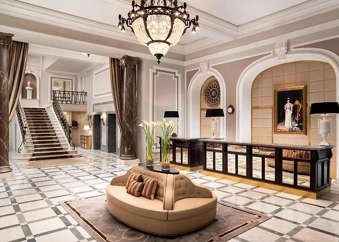 Maria Cristina, A Luxury Collection Hotel,