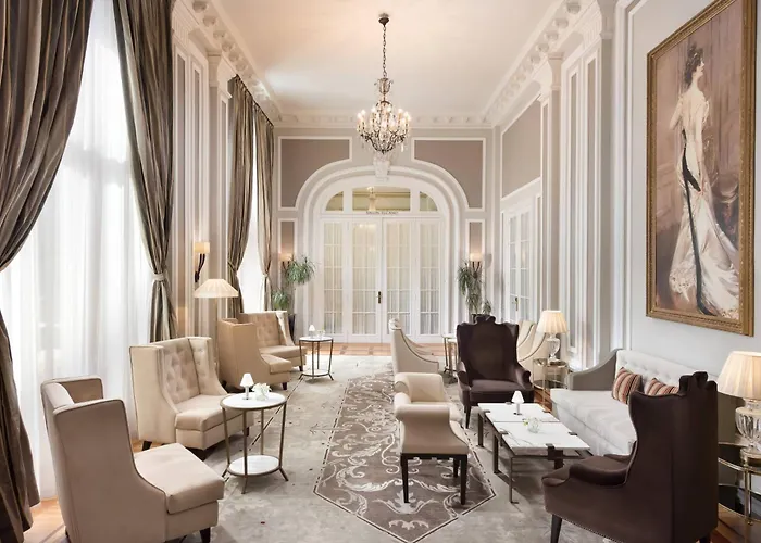 Maria Cristina, A Luxury Collection Hotel,