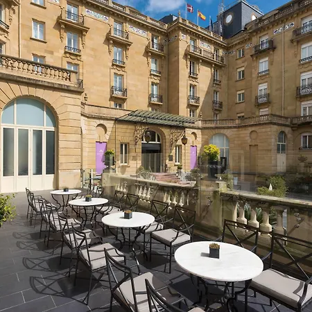 Maria Cristina, A Luxury Collection Hotel, 5*