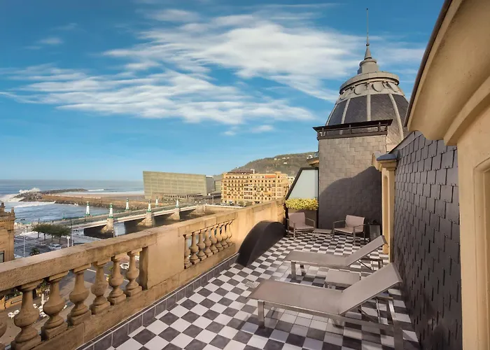 Maria Cristina, A Luxury Collection Hotel, 5*