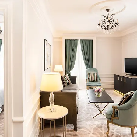 Maria Cristina, A Luxury Collection Hotel,