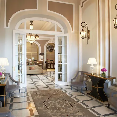 Maria Cristina, A Luxury Collection Hotel,